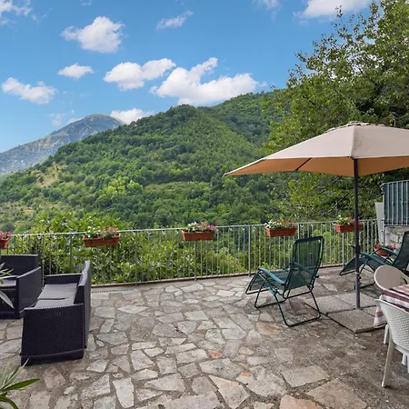 Holiday home In Limano With House A Mountain View Cocciglia