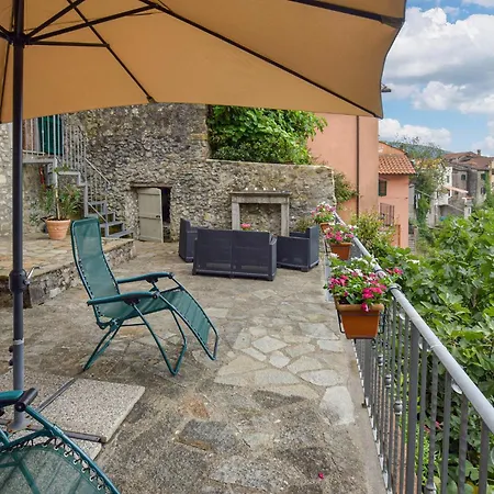 In Limano With House A Mountain View